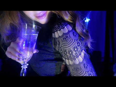 ASMR auf Deutsch (Ungewöhnliches Roleplay zum Fest)