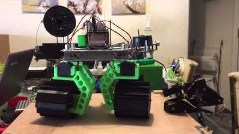 Rover Repair Robot got 3D parts prints Performing a 4x4 Turning