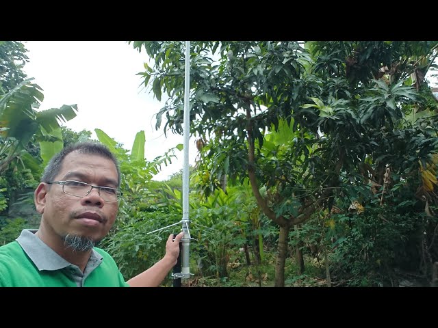 Vertical Antenna Diamond X30 144/430 MHz - YouTube