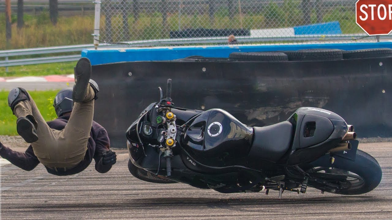 Squid Awards [EP. 2] 🦑 Motorcycle Stuntriding Crashes - YouTube