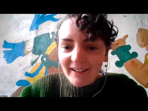 Video: Pilis gaisā un piparkūku mājas Daniela Merriama sirreālajā gleznā