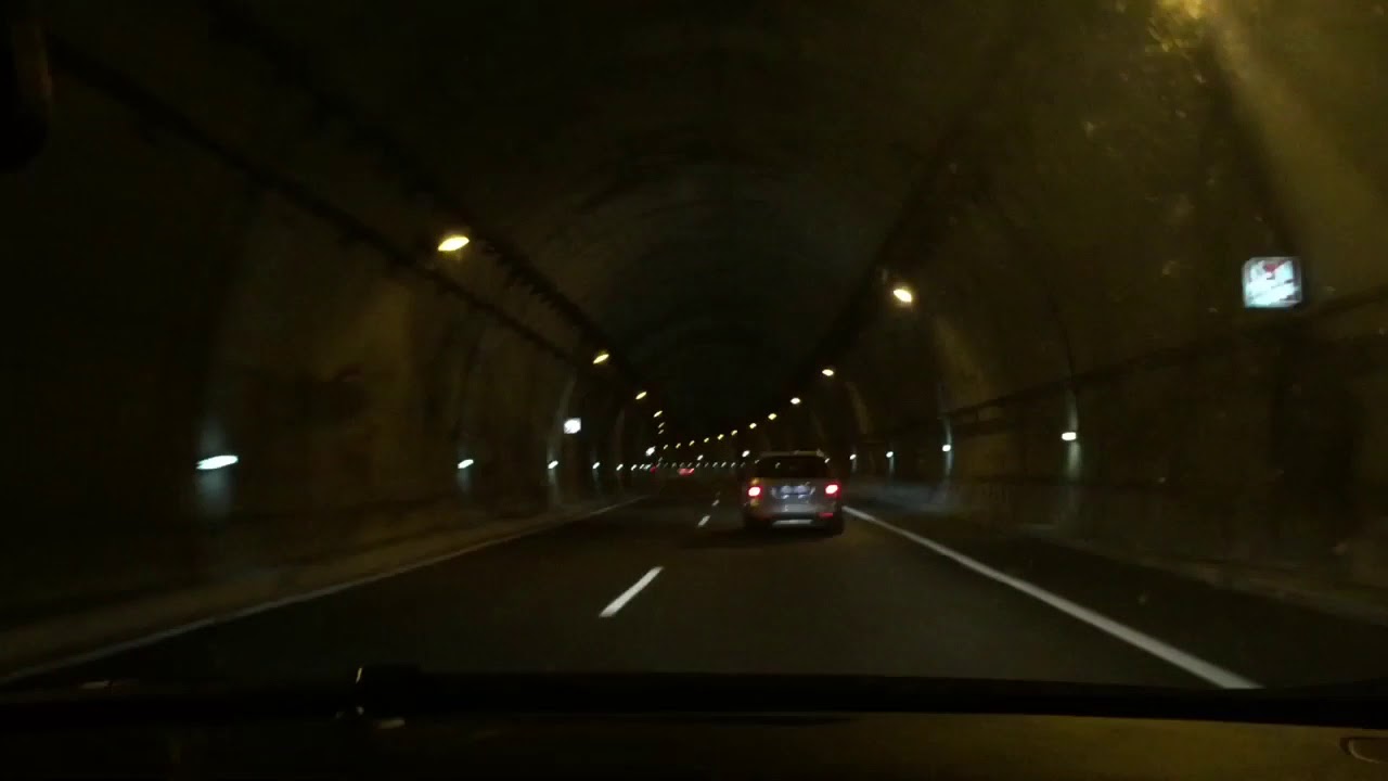 Túnel de carretera Fabares la Llomba A-64 Asturias