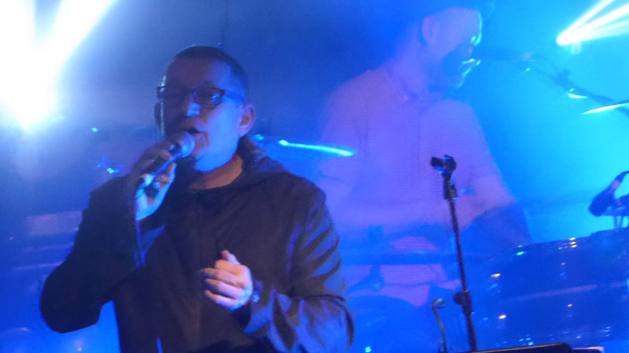 Watch Paul Heaton & Jacqui Abbott - Hold On To What ? - Live @ Colne Muni - 28th October 2015 on YouTube Watch Paul Heaton & Jacqui Abbott - Hold On To What ? - Live @ Colne Muni - 28th October 2015 on YouTube