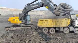 Volvo EC480DL Excavator Loading Coal On Trucks  || World Earthmovers ||