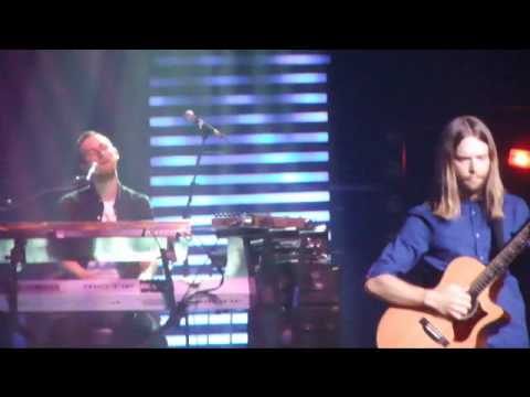 Maroon 5 Live in London O2 Academy 17/2/11 She Wil...