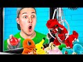 Playing CLAW MACHINE To Get GOD POKEMON in MINECRAFT