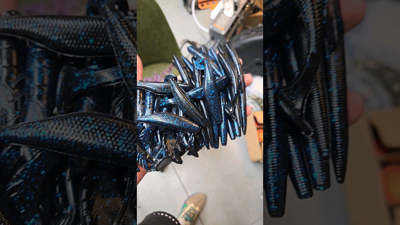 Making The BEST BLACK and BLUE Baits!