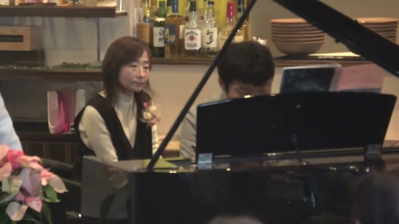 ジャズピアノと絵本ライブvol.38  　テイクファイブ