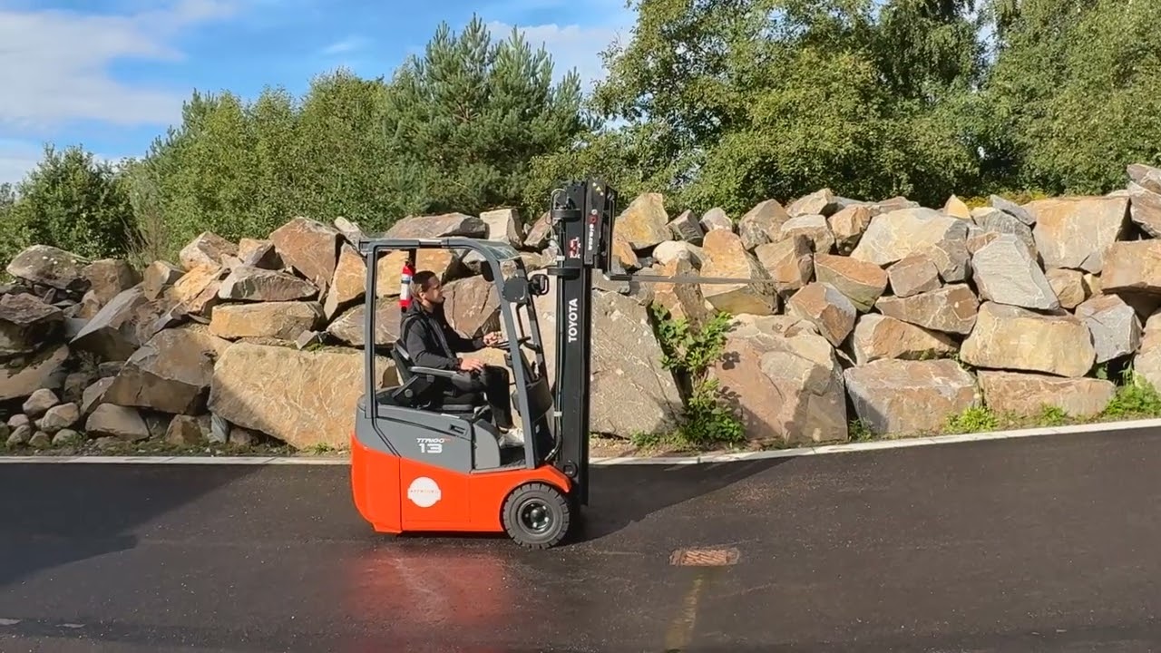 Motviktstruck Toyota Traigo24 13