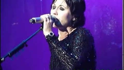 Raining In My Heart The Cranberries Live New York 4 May 2012 ¡Wonderful Version In Live!