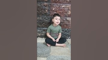 طفلي الصغير يقرأ سورة اخلاص وسورة الكوثر صلوا على النبي 😍 ماشاء الله تبارك الرحمن