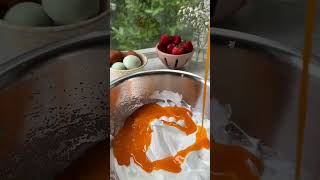 ✨ 𝙎𝙩𝙧𝙖𝙬𝙗𝙚𝙧𝙧𝙮 𝙎𝙝𝙤𝙧𝙩𝙘𝙖𝙠𝙚 𝙥𝙩.1 ✨🍓 #cake #strawberryshortcake #baking #asmr