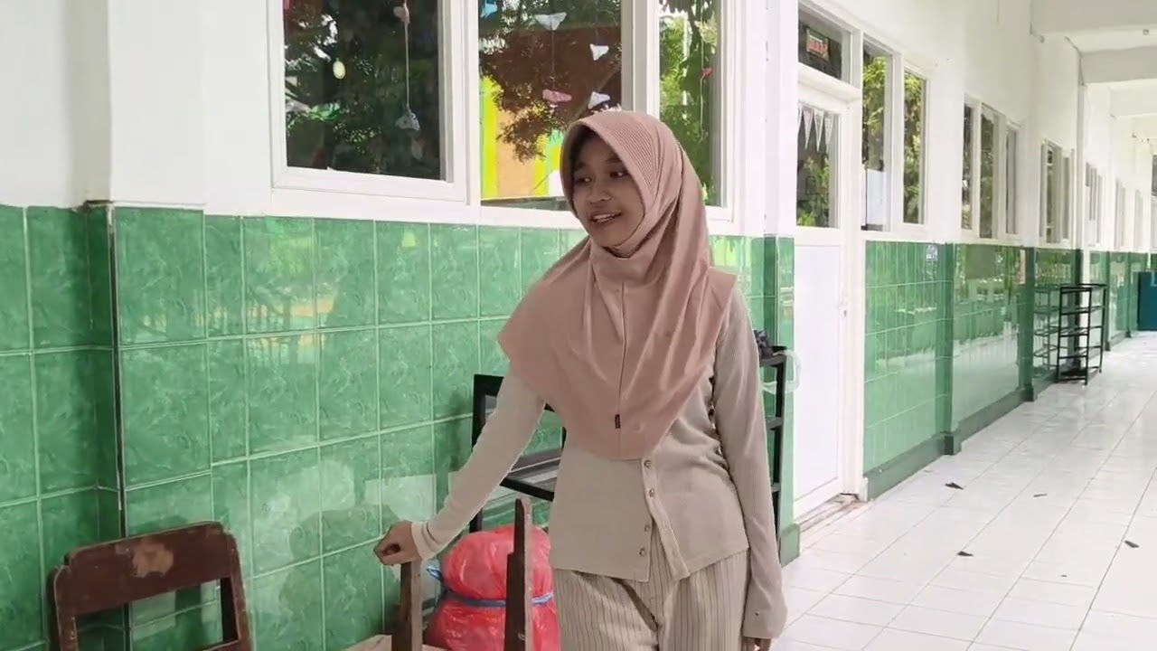 TUGAS BAHASA INDONESIA KELOMPOK 5(negosiasi ajakan bermain)