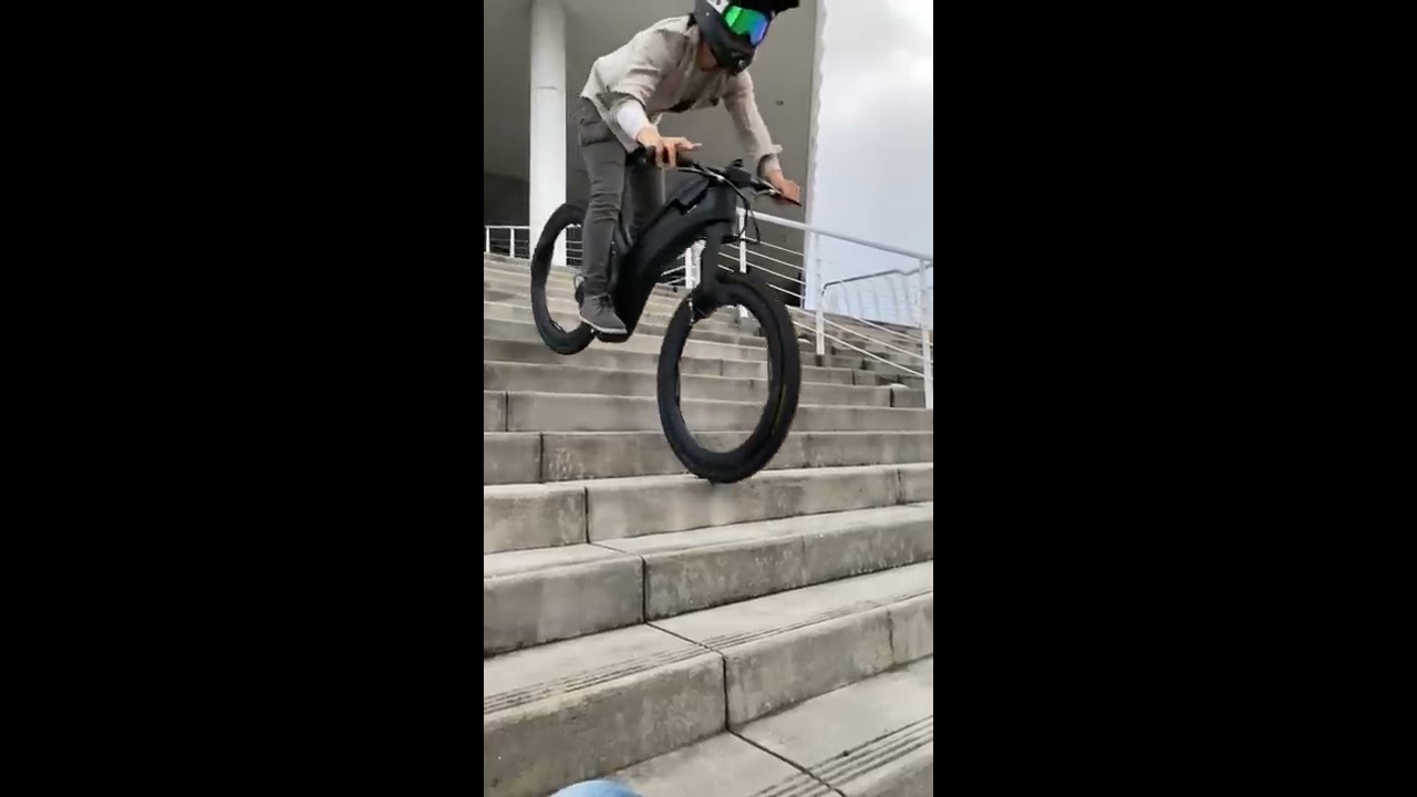 Reevo Stairs Attack 