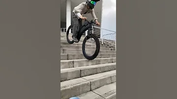 Reevo Stairs Attack 