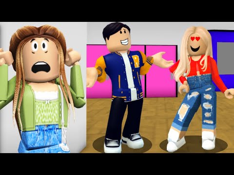 NEW GIRL Tries To STEAL My BOYFRIEND! (Roblox)