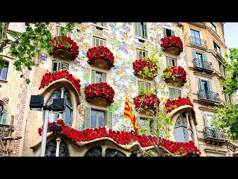 Our First Sant Jordi Day in Barcelona