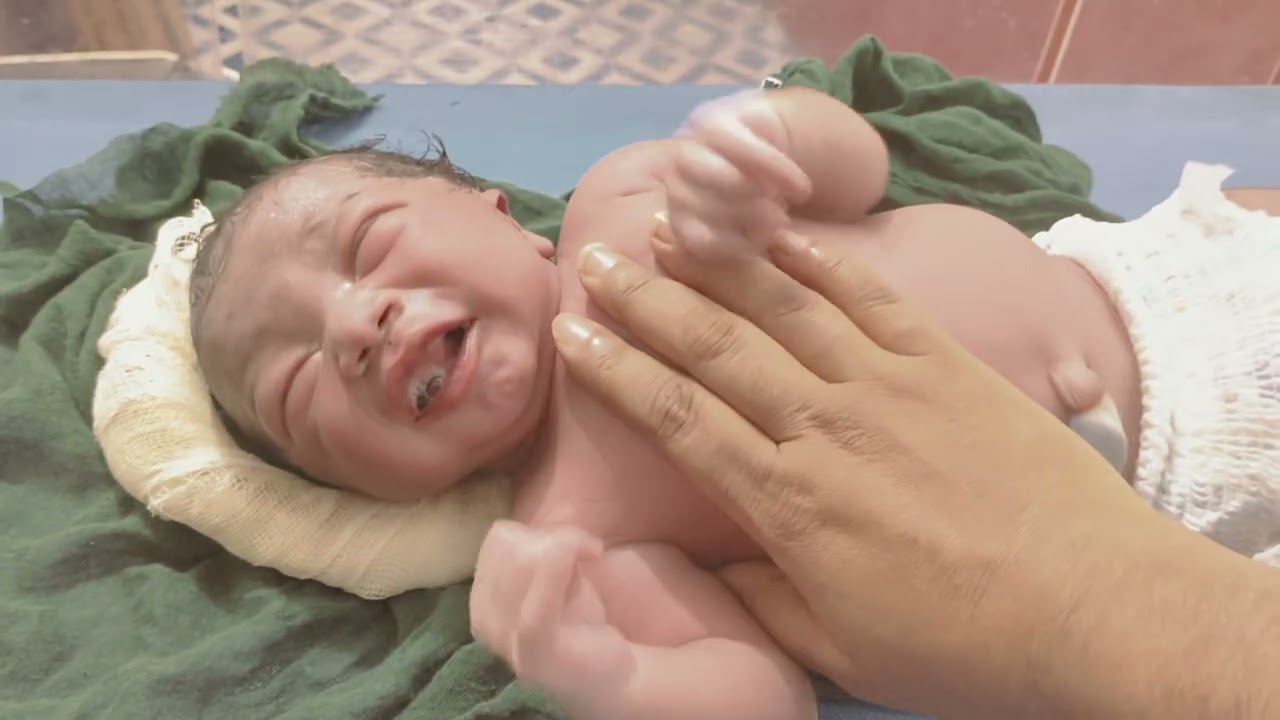 So cute boy 😍 naw Babu love ❤️❤️ my love Hospital 😍