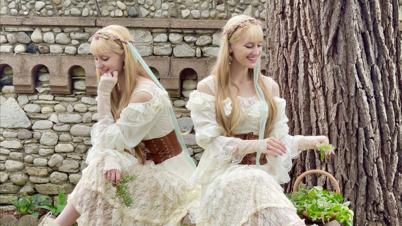 Scarborough Fair - Harp Twins (Camille and Kennerly)