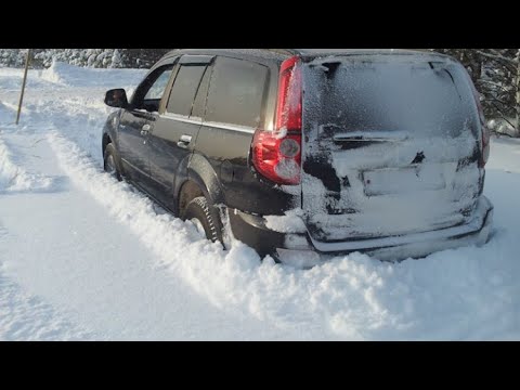 На снегу Ховер против Нивы, а форсируем Ниву. На снегу Ховер и Нива