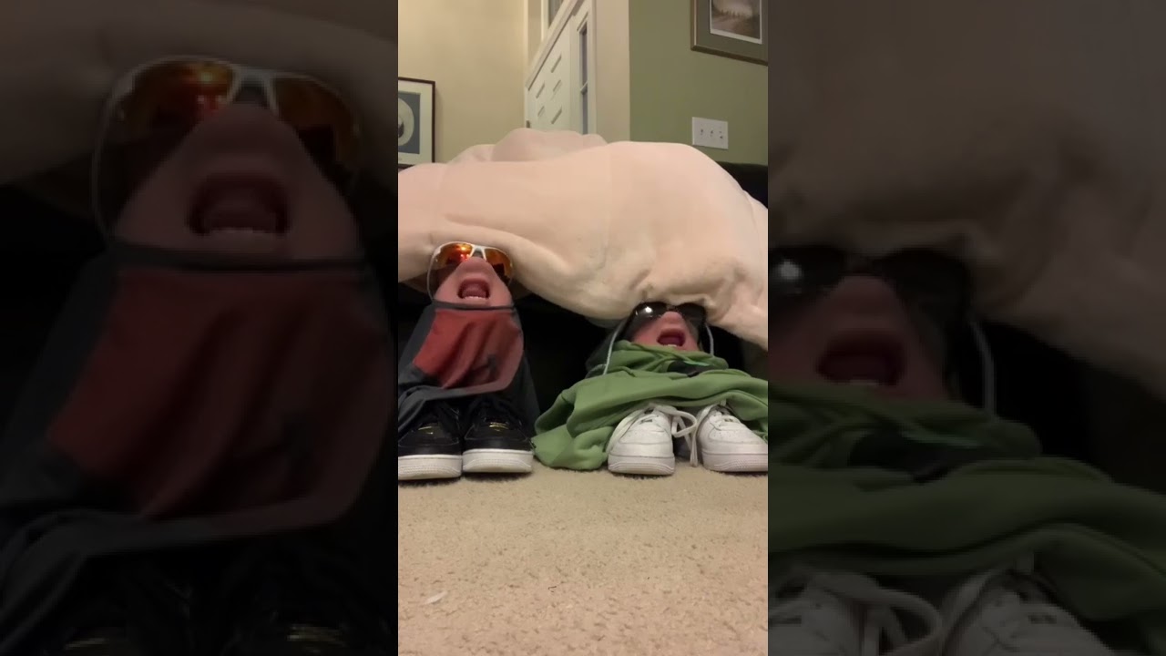 Chin face singing😂