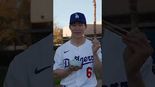 Before the #TokyoSeries, we put the Cubs and Dodgers chopstick skills to the test 🥢