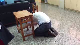 趴掩穩正確示範