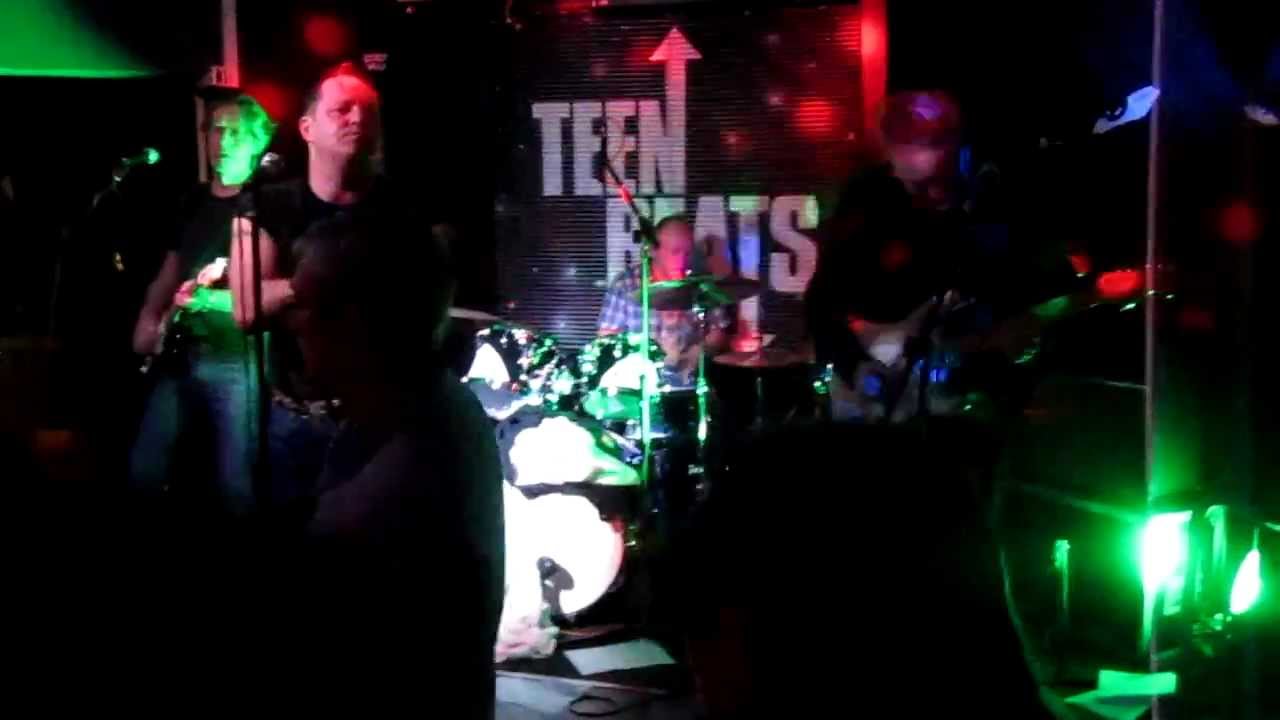 Teenbeats, Night Time, Live @ The Brass Monkey, Hastings 23-12-2012.