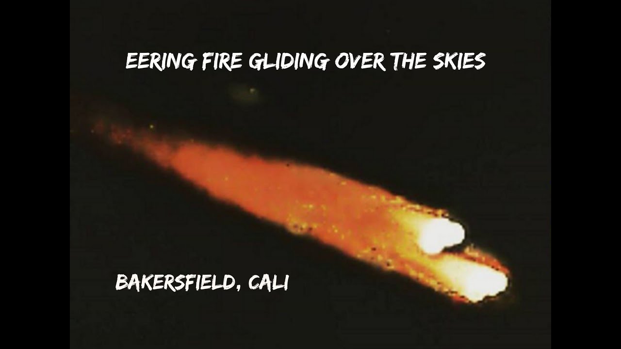 MYSTERIOUS LIGHTS IN THE SKY (JULY 2016) BAKERSFIELD, CALIFORNIA YouTube