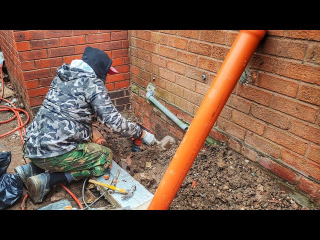 Drainage and Water Access Building a Small Garden Home Office class=