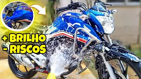 O que é bom para dar brilho na moto?