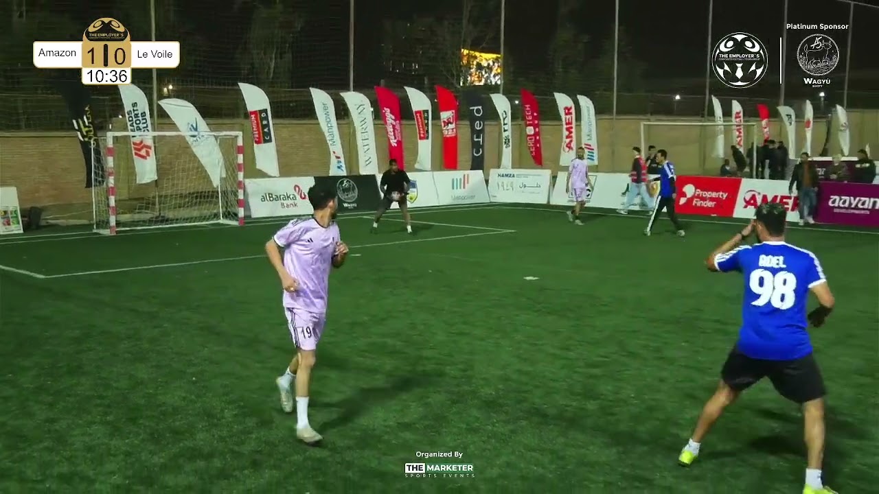 ⁠Amazon  VS  Le Voile