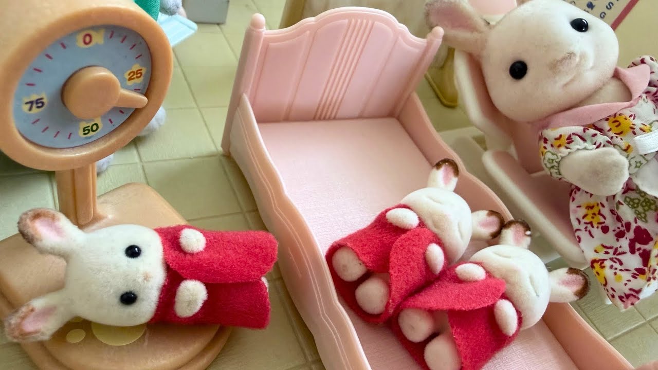 Triplets have been born! 👶💗 | Sylvanian Families - YouTube