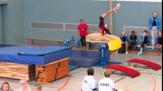 Mannschaftswettkampf Turnen Celina P7 Sprung