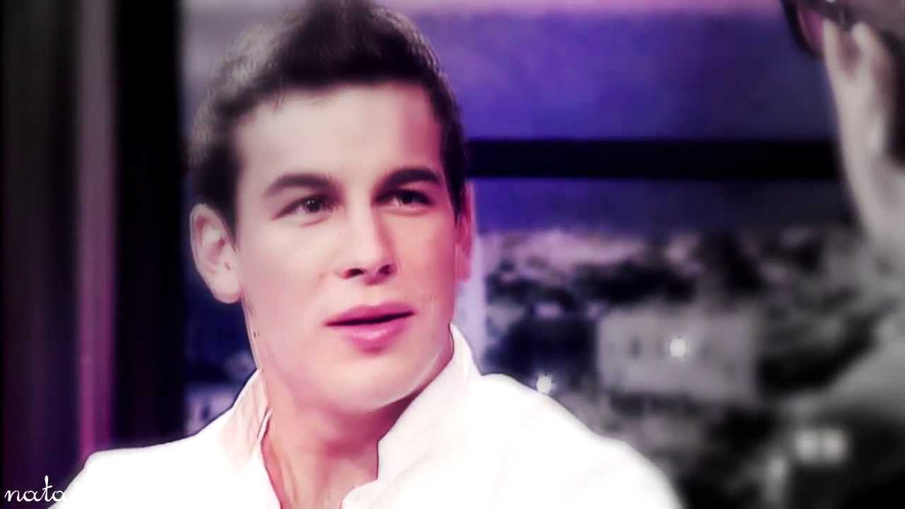 MARIO CASAS || Addicted To You