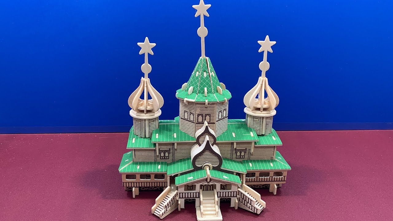 SeaLand DIY 3D Woodcraft Construction Kit RUSSIAN CHRISTMAS HOUSE 2