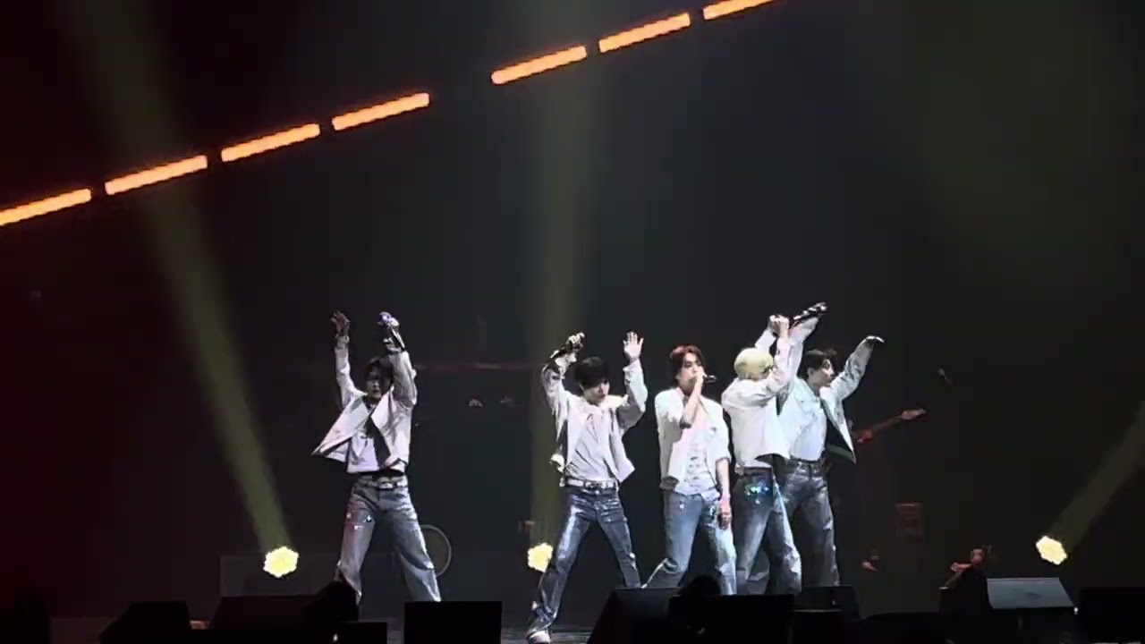 250328 TREASURE FAN CONCERT [SPECIAL MOMENT] 트레저 오프닝+ YELLOW l  팬콘서트 서울 직캠 첫콘 opening