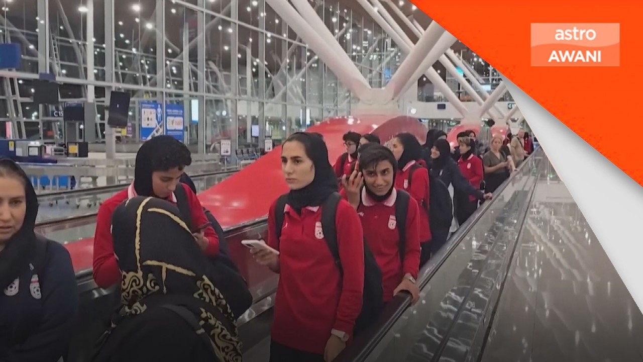 Pemain bola sepak wanita Iran mohon suaka