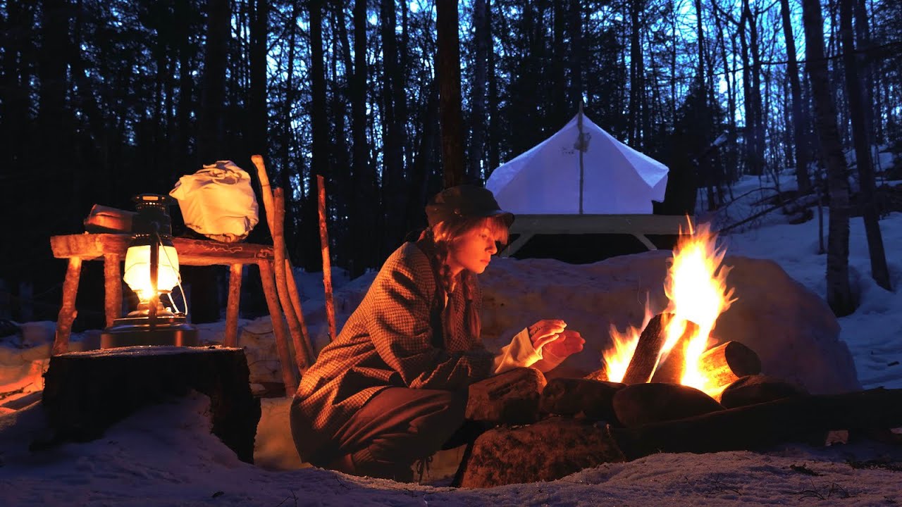 Professor onderbreken getuige Hot Tent Winter Camping (ambient noise & classical music) - YouTube