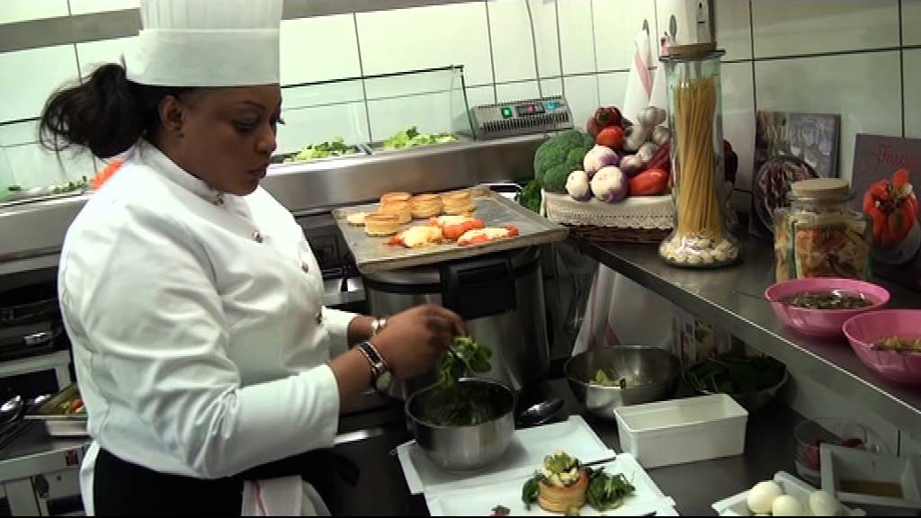 MP LUX COMMUNICATION