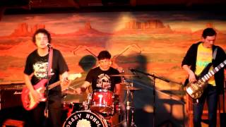 MadNotBad - Последние люди. Киев, 06.05.2012, Route 66