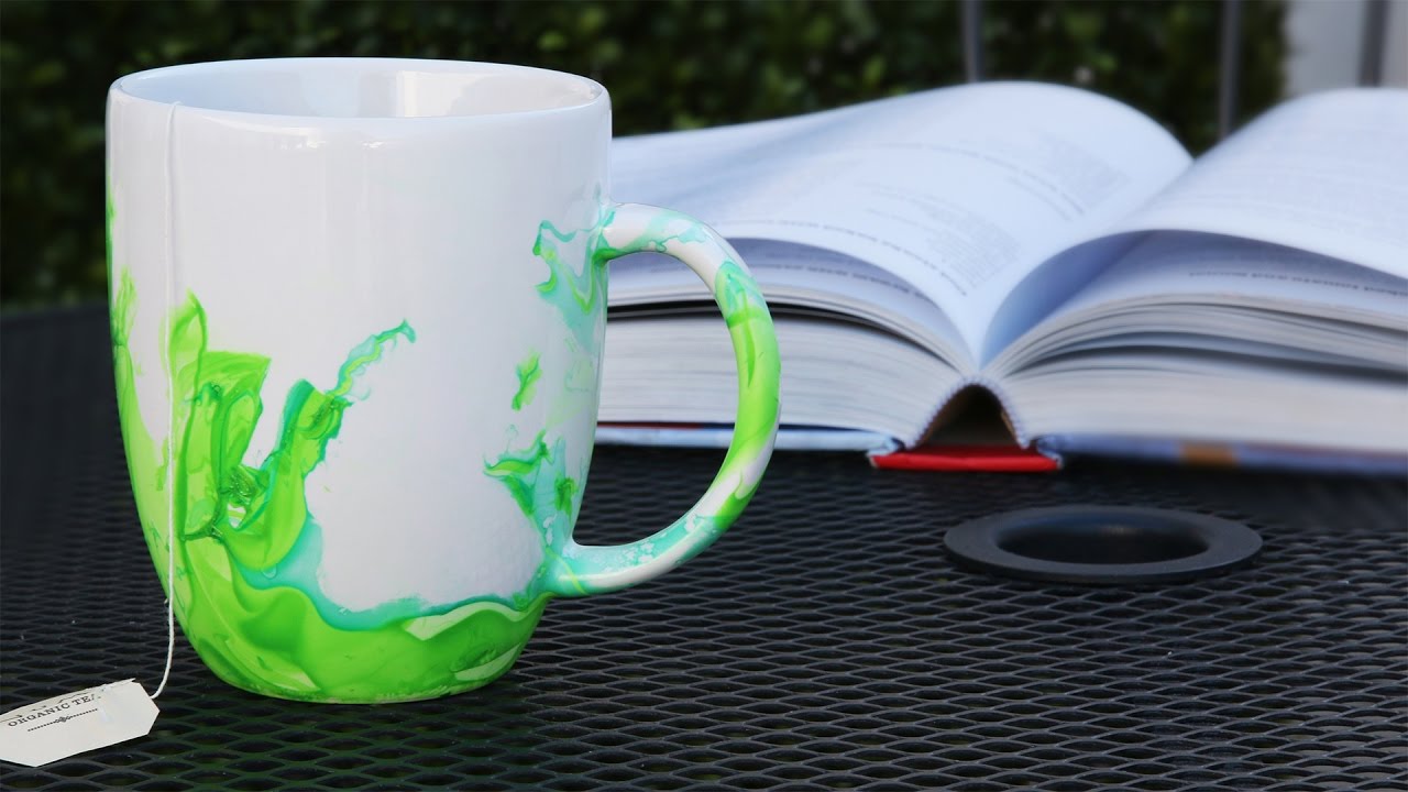 Décorer Une Tasse Avec Du Vernis à Ongles Mug Decore Et Personnalise Avec Du Vernis A Ongle Youtube