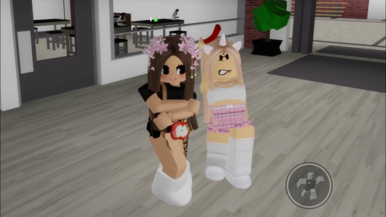 ЗЛАЯ ШКОЛЬНИЦА В ШКОЛЕ 😱! ОТОМСТИЛА Я ЁЙ? СМОТРИТЕ ДО КОНЦА🤪!