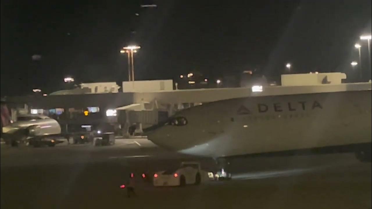 Delta 66 departs for Rome Italy from Atlanta ( Airbus A330neo) - YouTube