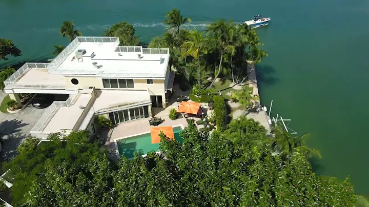900 Corte Del Brisas, Marathon, FL 33050 presented...