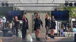 Glitz & Glam FASHION SHOW 2017