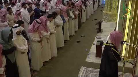 ‏شاب كاد يسقط من شدّة البكاء اثناء تلاوة مؤثرة للشيخ ناصر القطامي ، اللهم ارزقنا هذا الخشوع ❤️ مؤثر