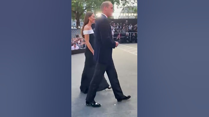 Tom Cruise Helps Kate Middleton During the Top Gun 2 Premiere | HELLO!