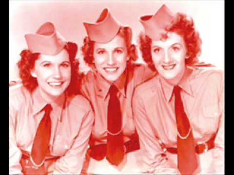 The Andrews Sisters - Winter Wonderland