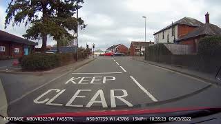 Hazard Perception - Pedestrian/road